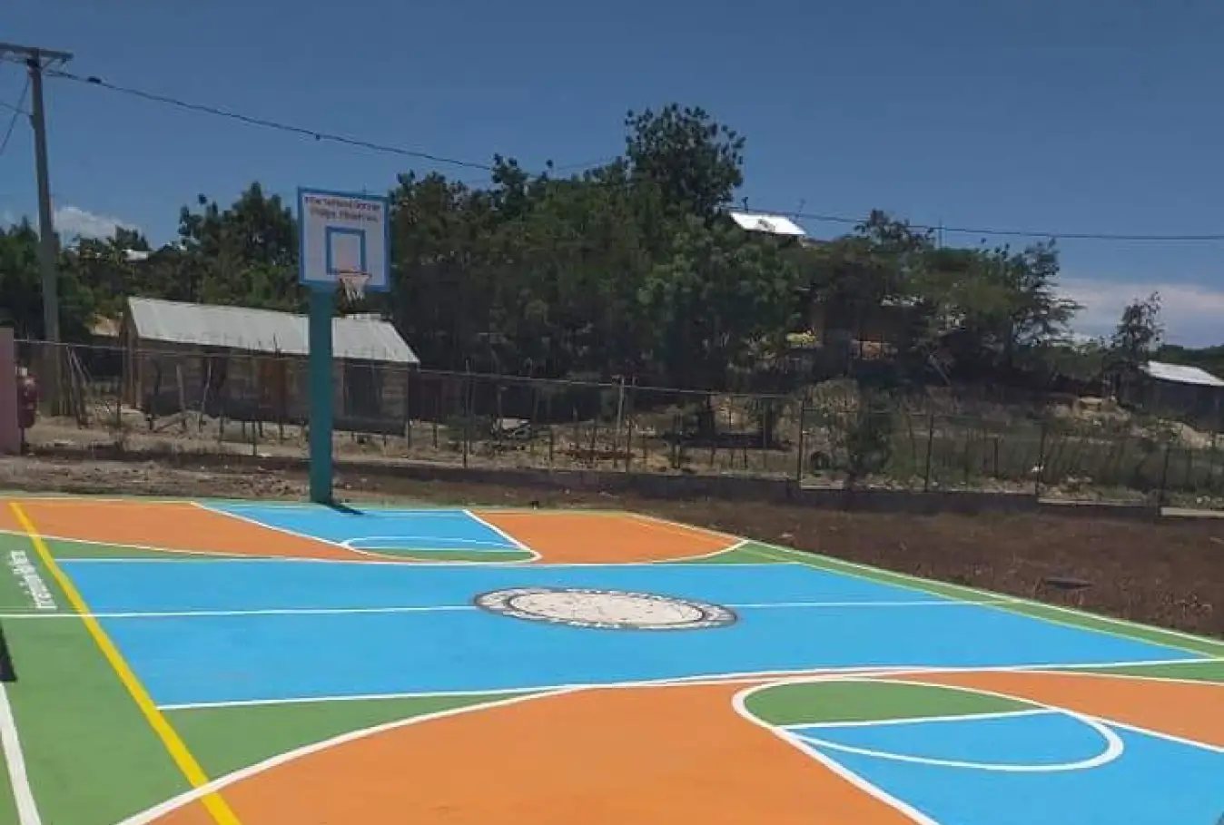abbas-house-basketball-court